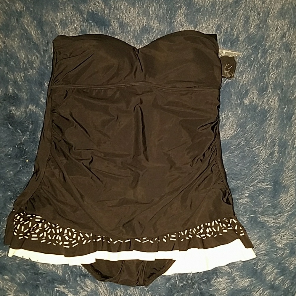 One piece bathing suit